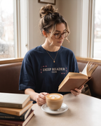 Deep Reader Club – T-Shirt Cropped blau