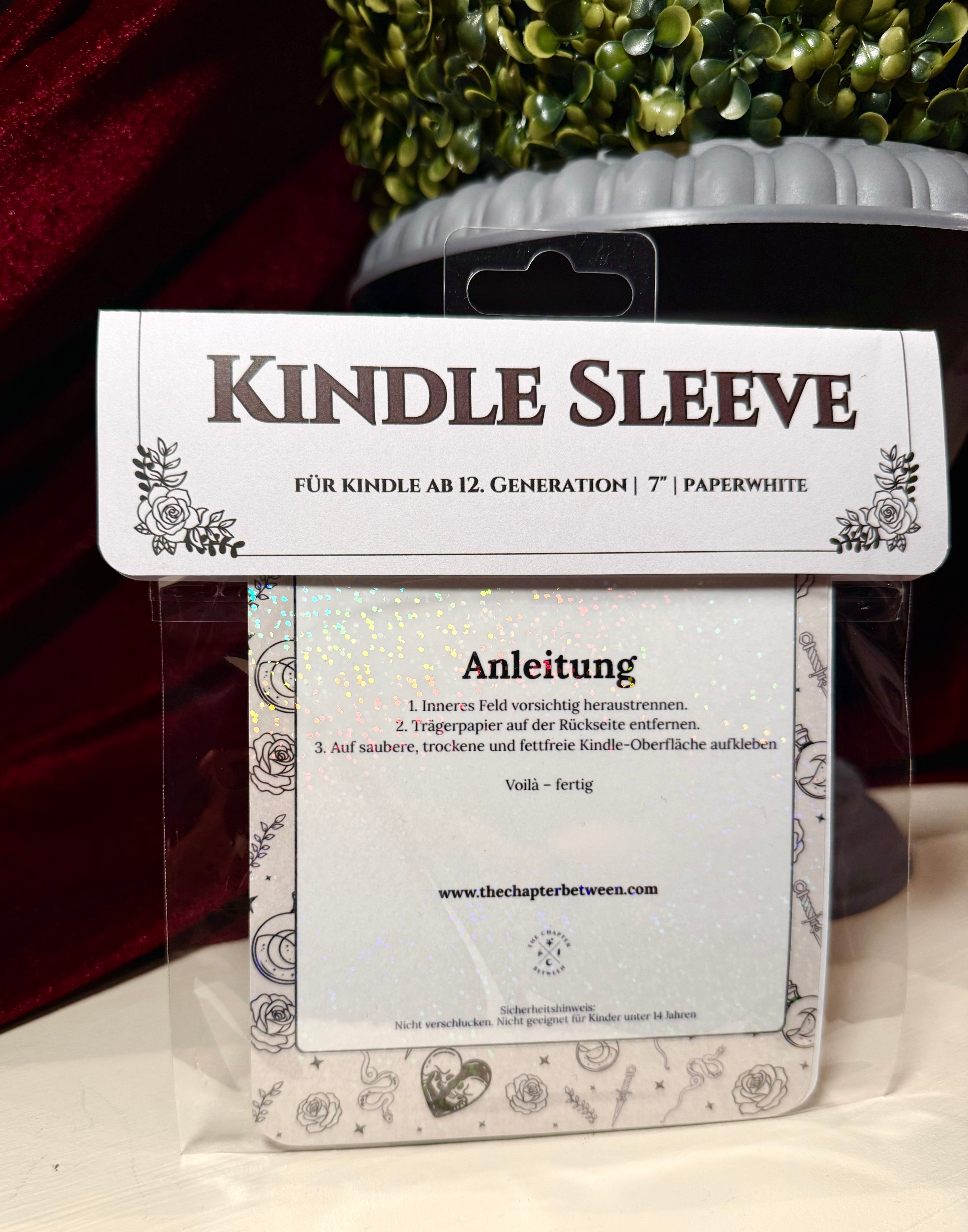 Kindle Sleeve (12. Gen) - The Chapter Between Signature