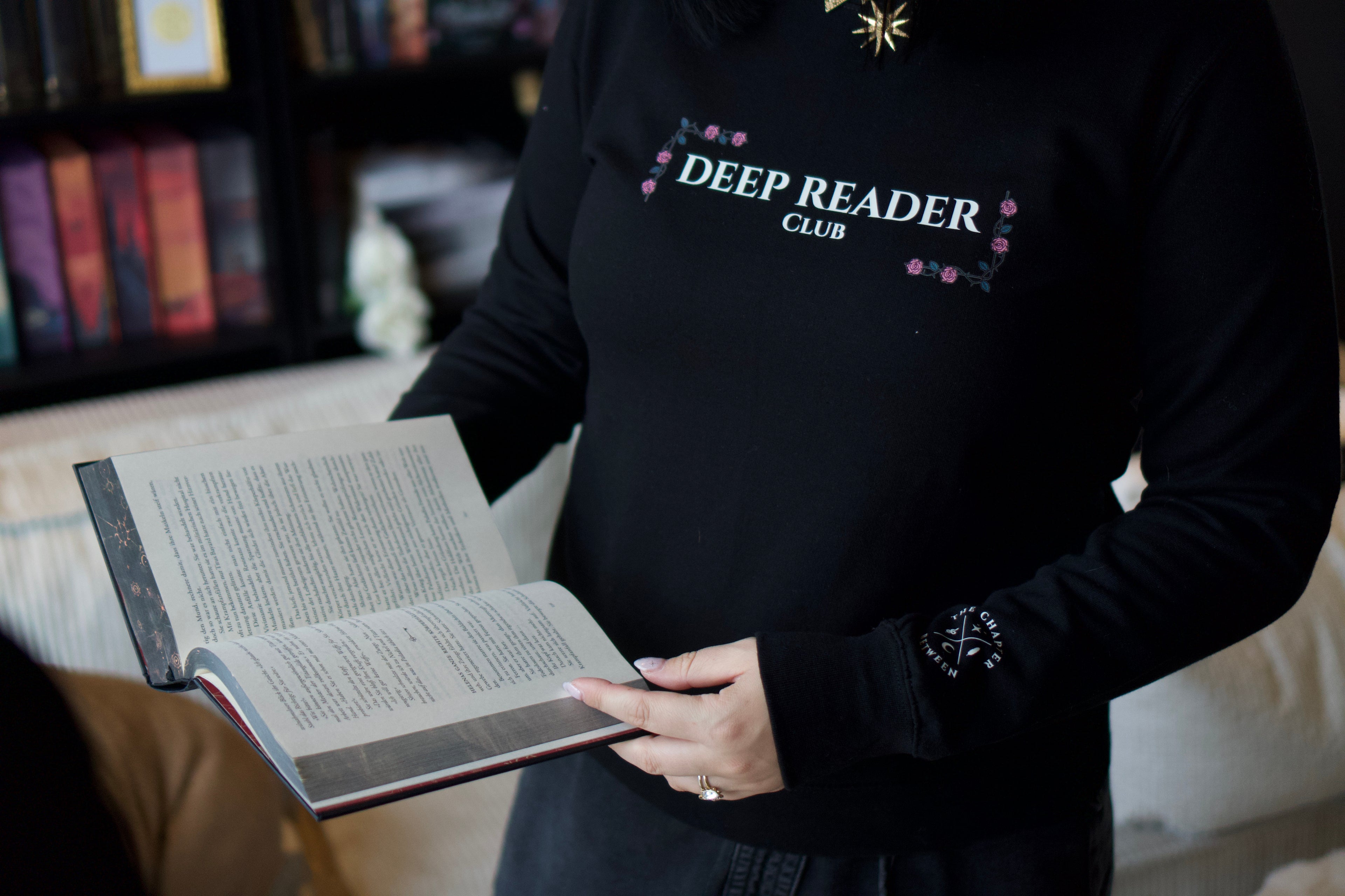 Deep Reader Club – Crewneck