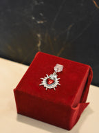 USB-C Charm "Bloodbound"