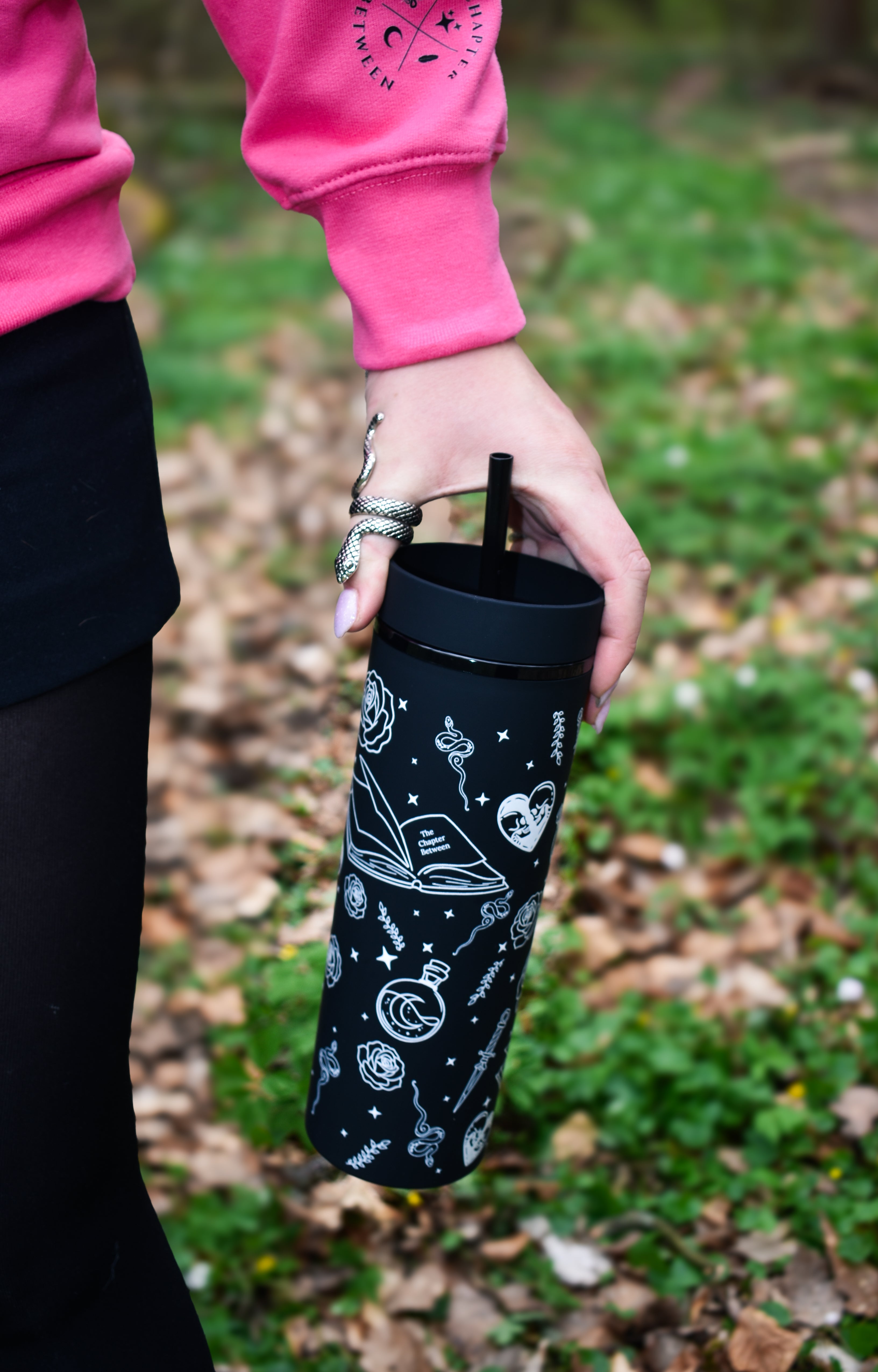 The Chapter Between – Travel Tumbler Black