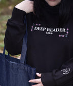 Deep Reader Club – Cropped Hoodie